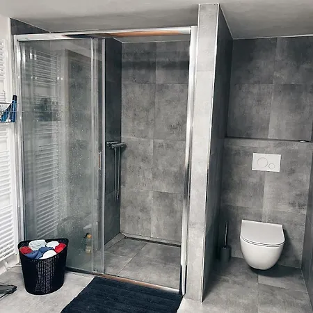 Kosovy アパート Úsobí